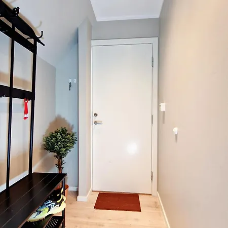 Floor In The Middle Of Town - Great Beds Holiday home *